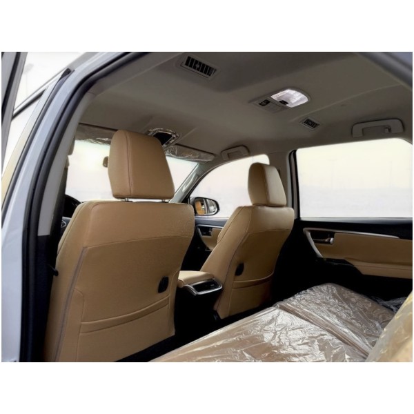 Toyota Fortuner SR5 V6 4.0L Petrol 4x4 7 Seats
