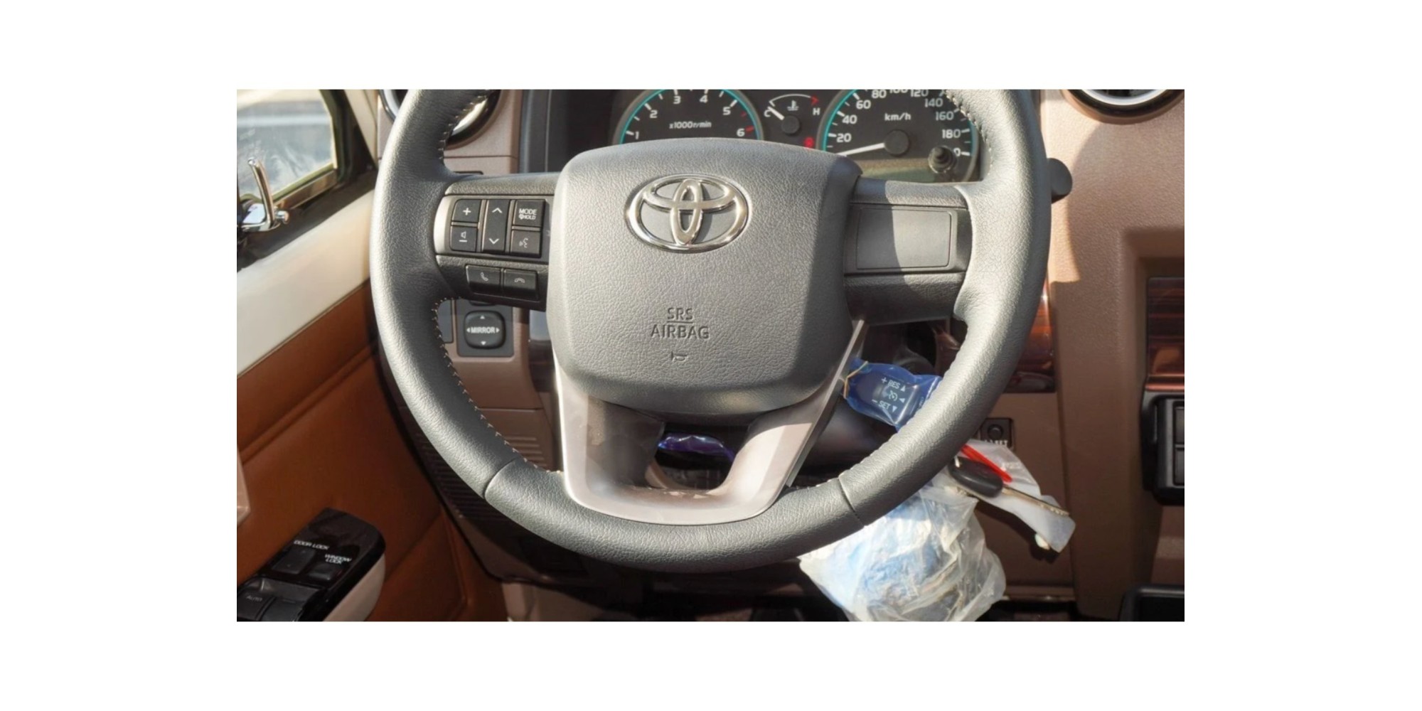 Toyota Land Cruiser 71 AT 4.0 Petrol Modena Motors