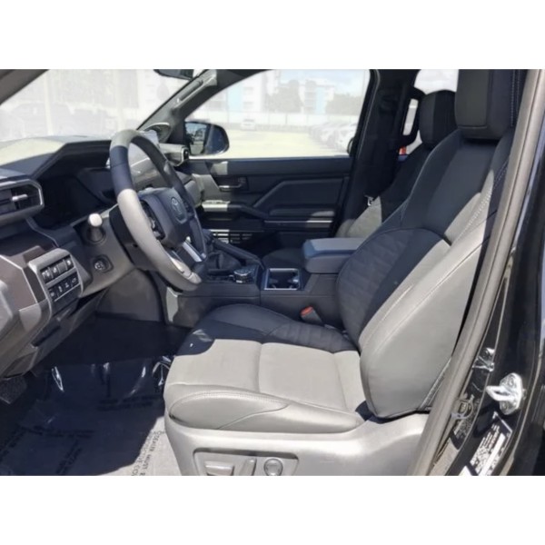 Toyota 4Runner TRD Off-Road Premium 4WD Margarita Motion