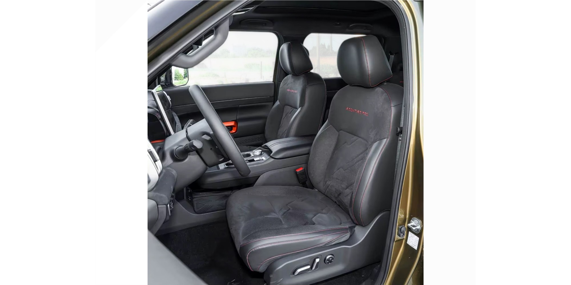 Nissan Frontier Pro 2.0 Petrol 4WD Automatic SUV Deal