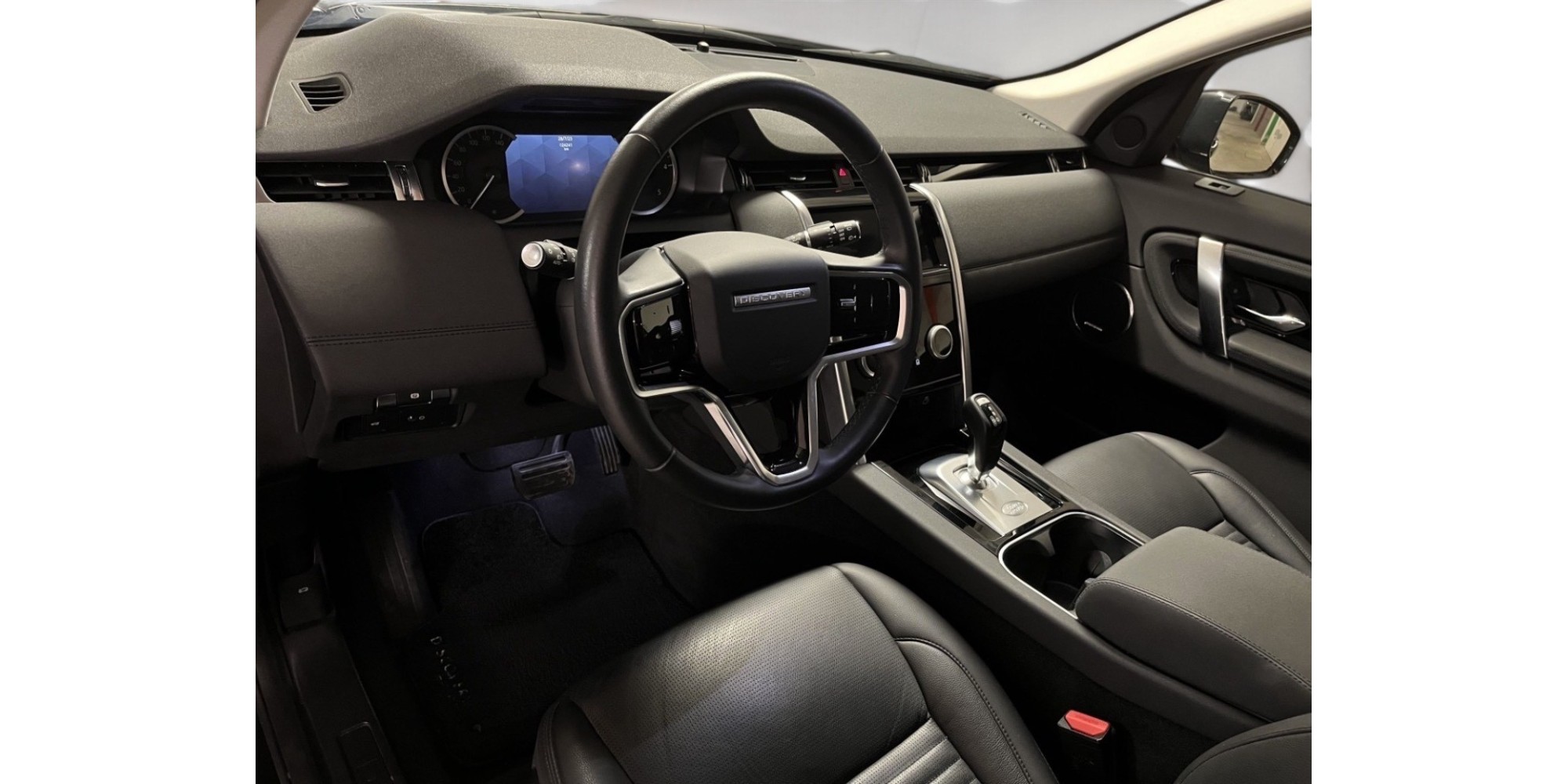 Land Rover Discovery Sport | Adventure and Style