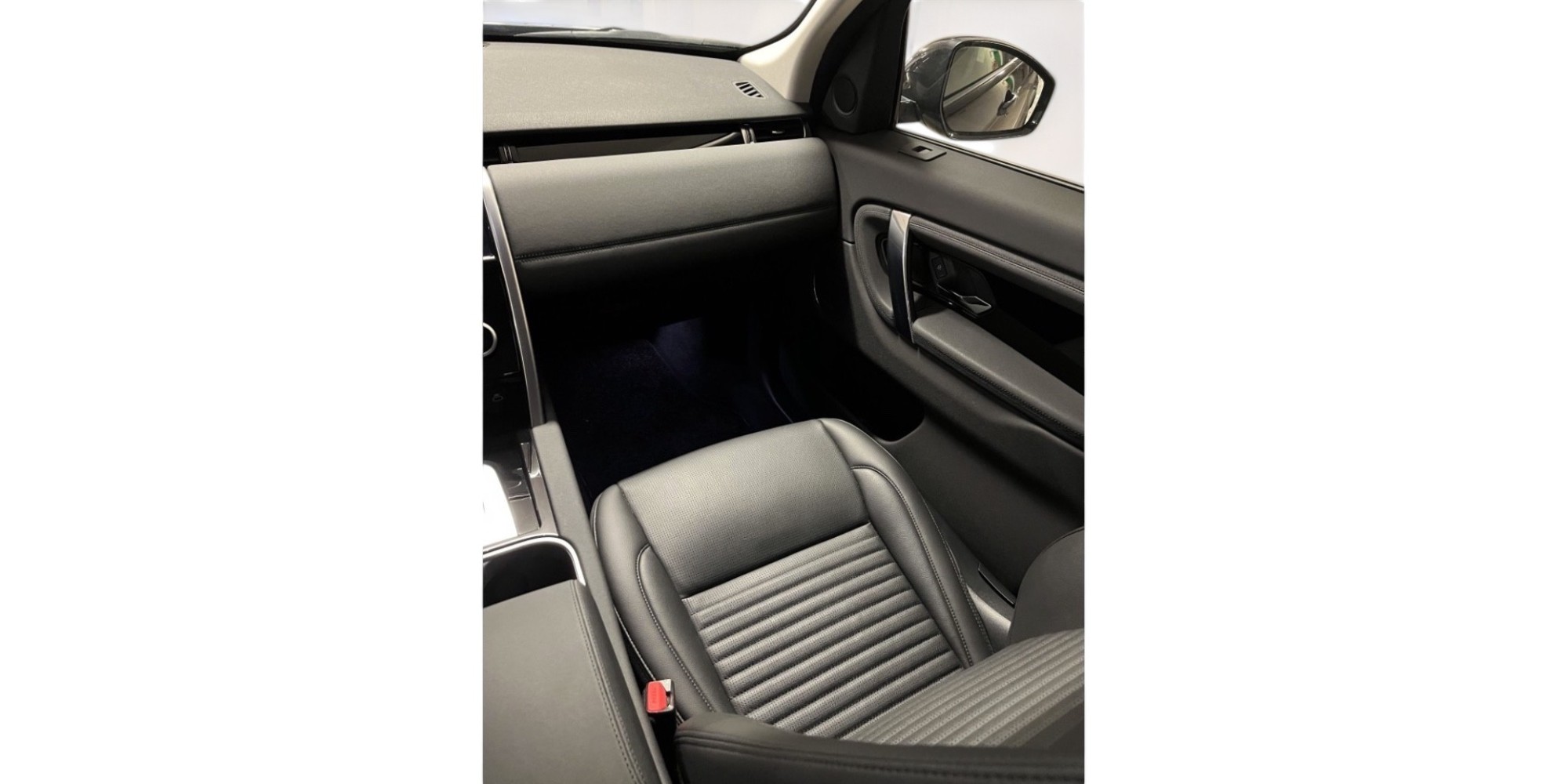 Land Rover Discovery Sport | Adventure and Style