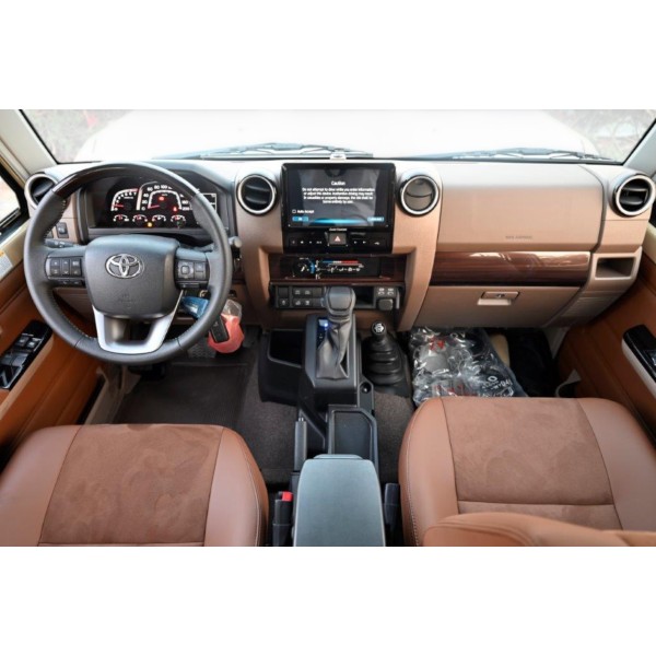 Toyota Land Cruiser 71 AT 4.0 Petrol Margarita Motion C.A.