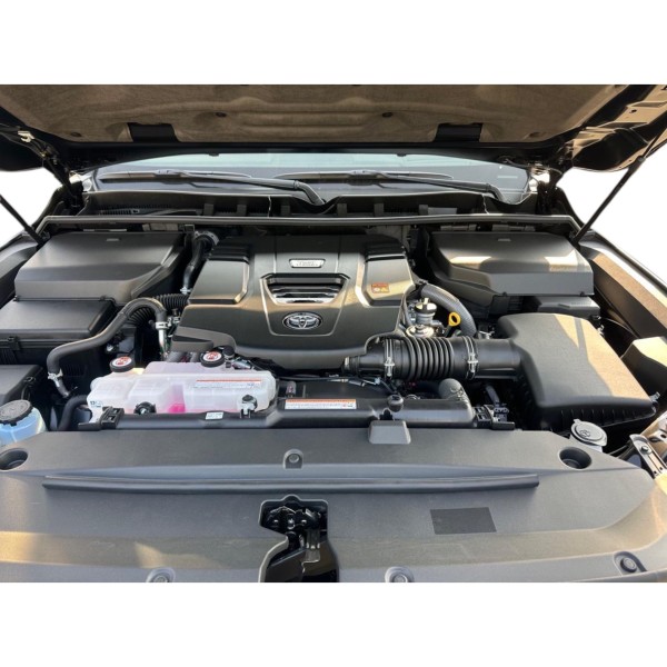 Toyota Land Cruiser 300 GR SPORT Diesel - Margarita Motion CA