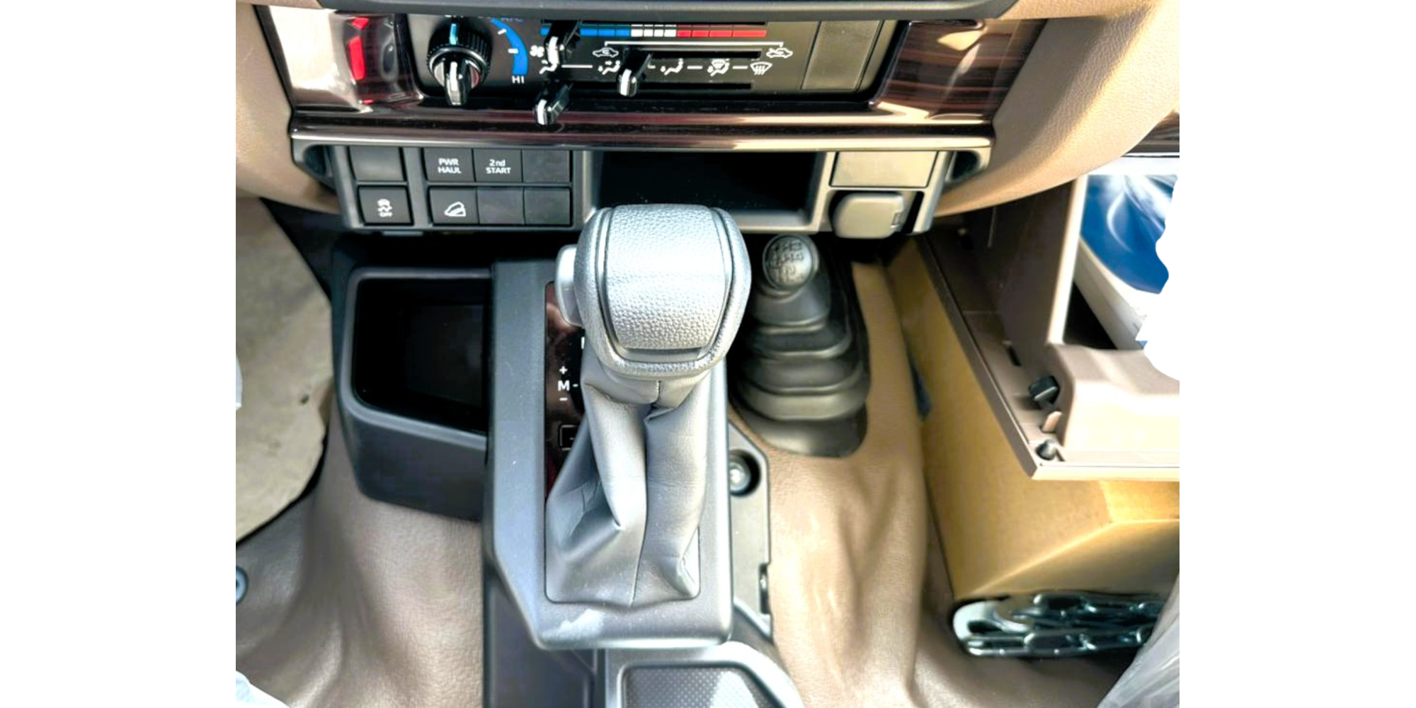Toyota Land Cruiser 79 Double Cab 2.8L Diesel 4WD for Sale