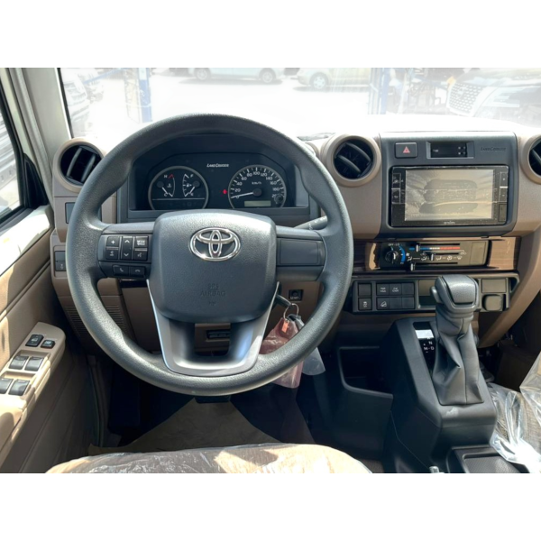 Toyota Land Cruiser 79 Double Cab 2.8L Diesel 4WD for Sale