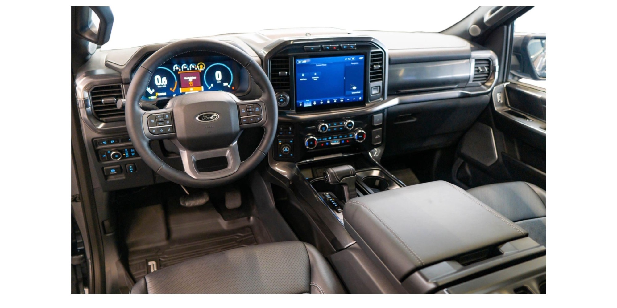 Ford F-150 Lariat | Power and Comfort
