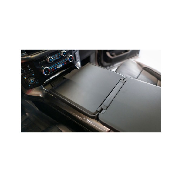 Ford F-150 Lariat | Power and Comfort