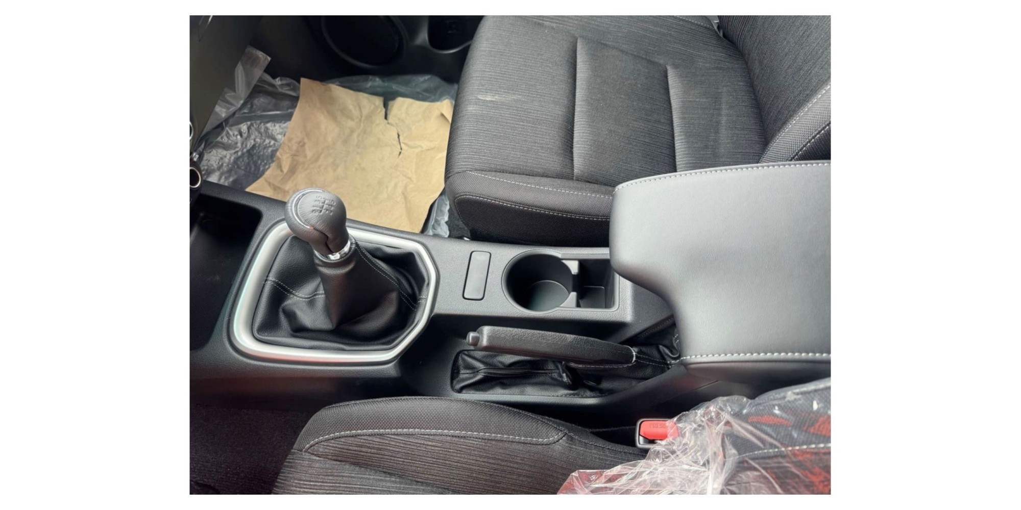 Toyota Hilux SR5 | Rugged and Reliable