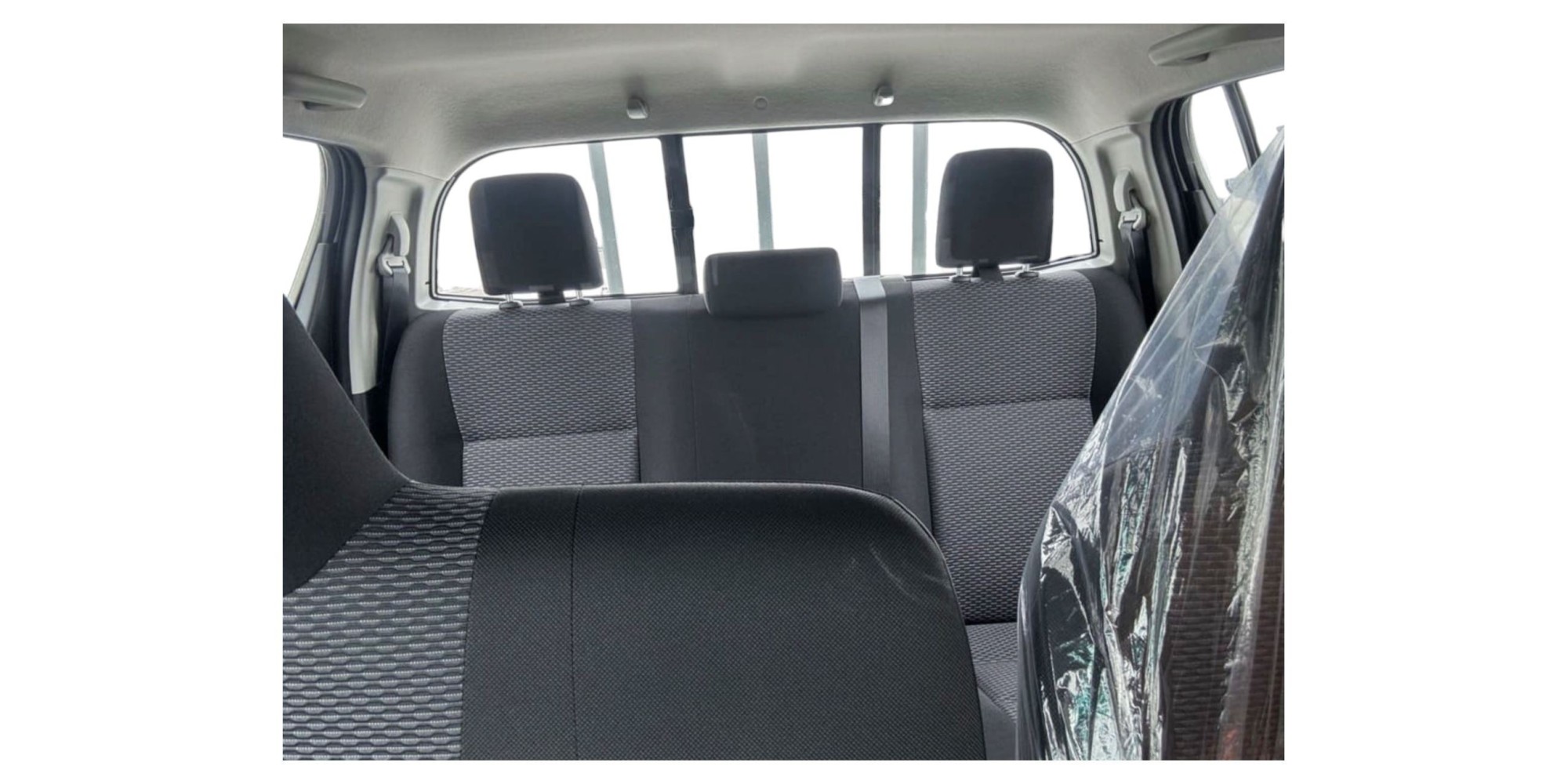 Toyota Hilux Standard | Power and Versatility