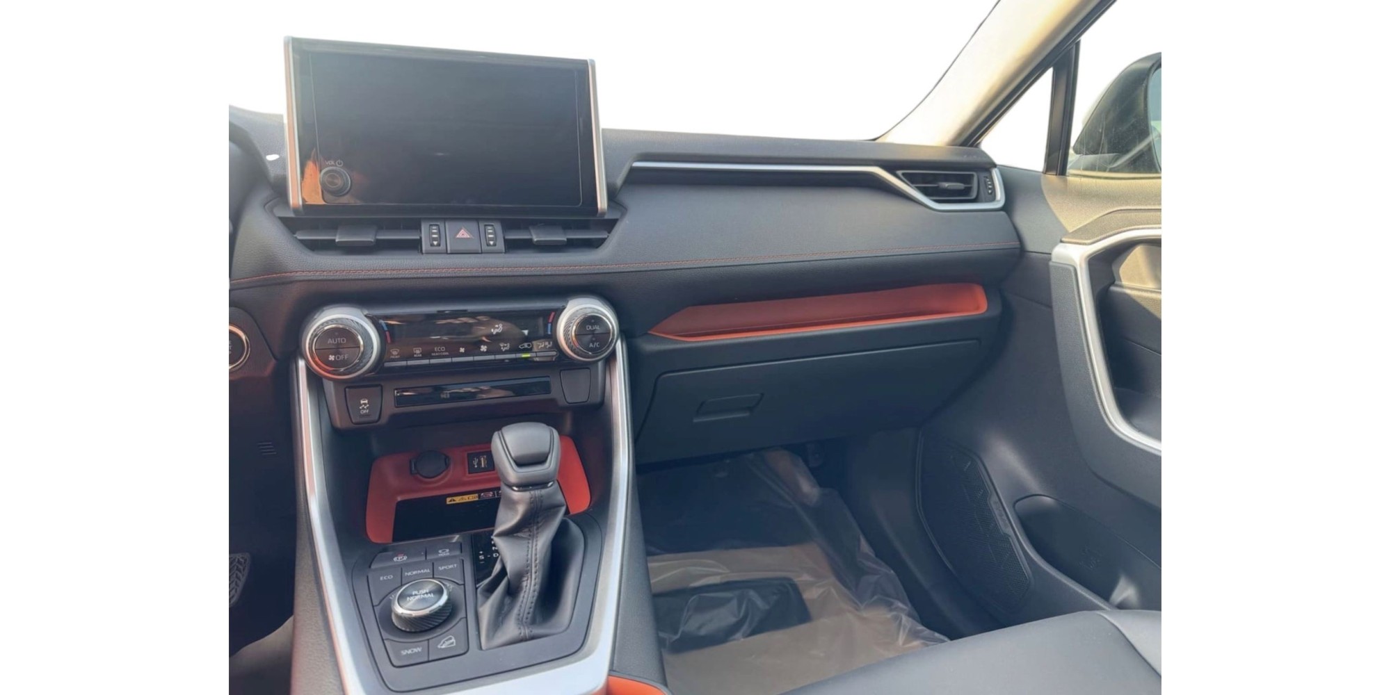 Toyota RAV 4 Adventure | Style and Comfort