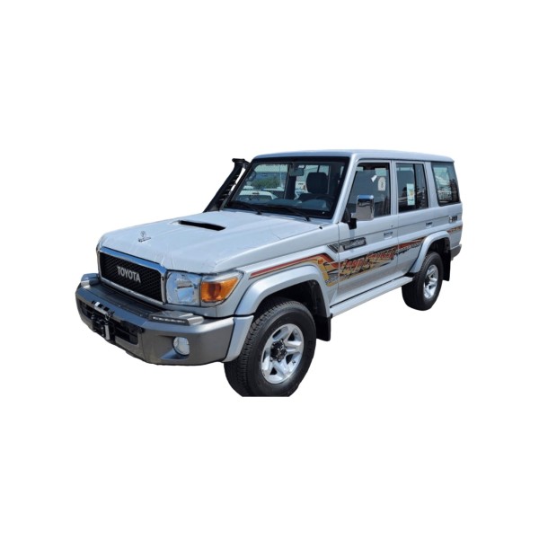 Toyota Land Cruiser 76 | Power and Style