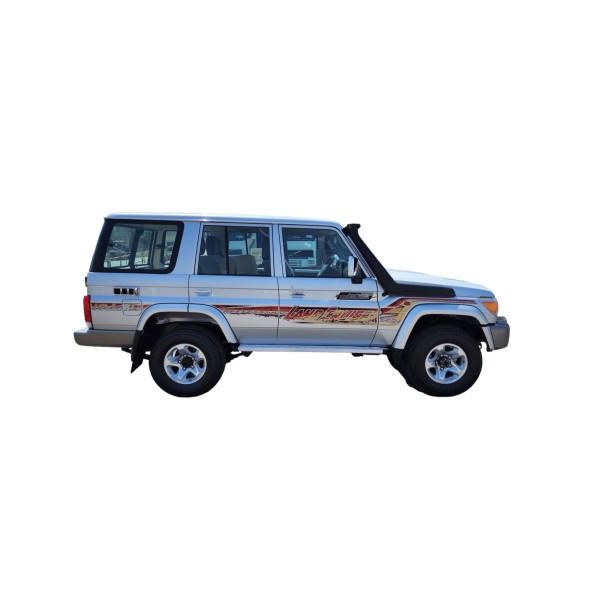 Toyota Land Cruiser 76 | Power and Style