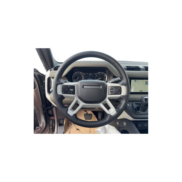 Land Rover Defender XS | Off-Road Icon