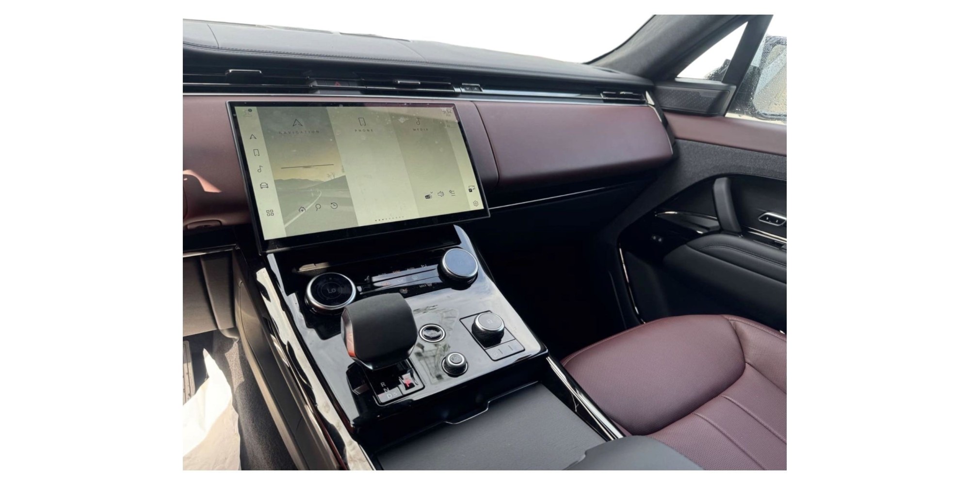 Range Rover Sport HSE | Dynamic Luxury