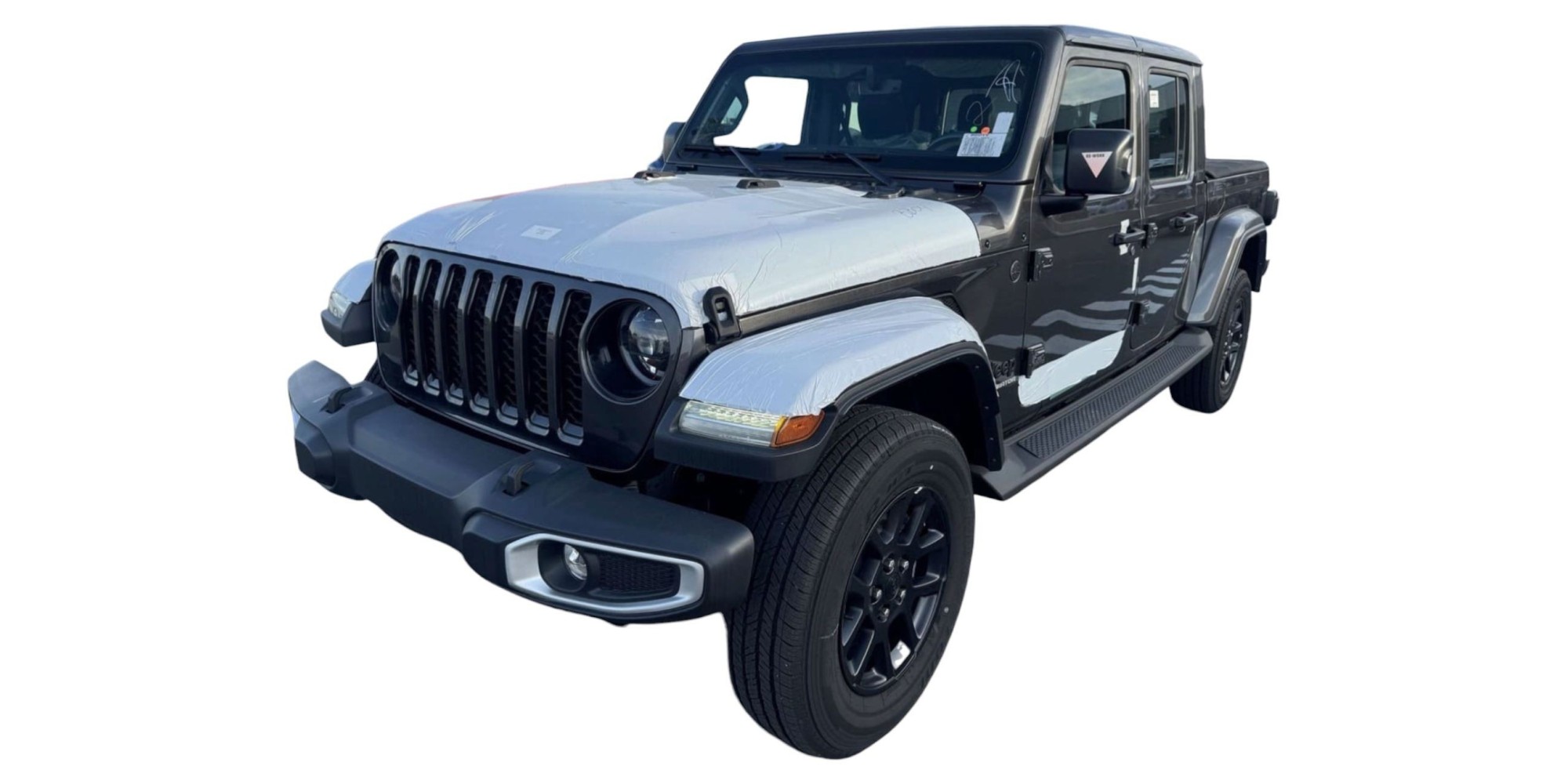 Jeep Gladiator Overland | Style and Strength