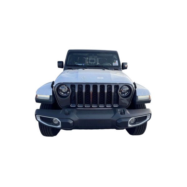 Jeep Gladiator Overland | Style and Strength