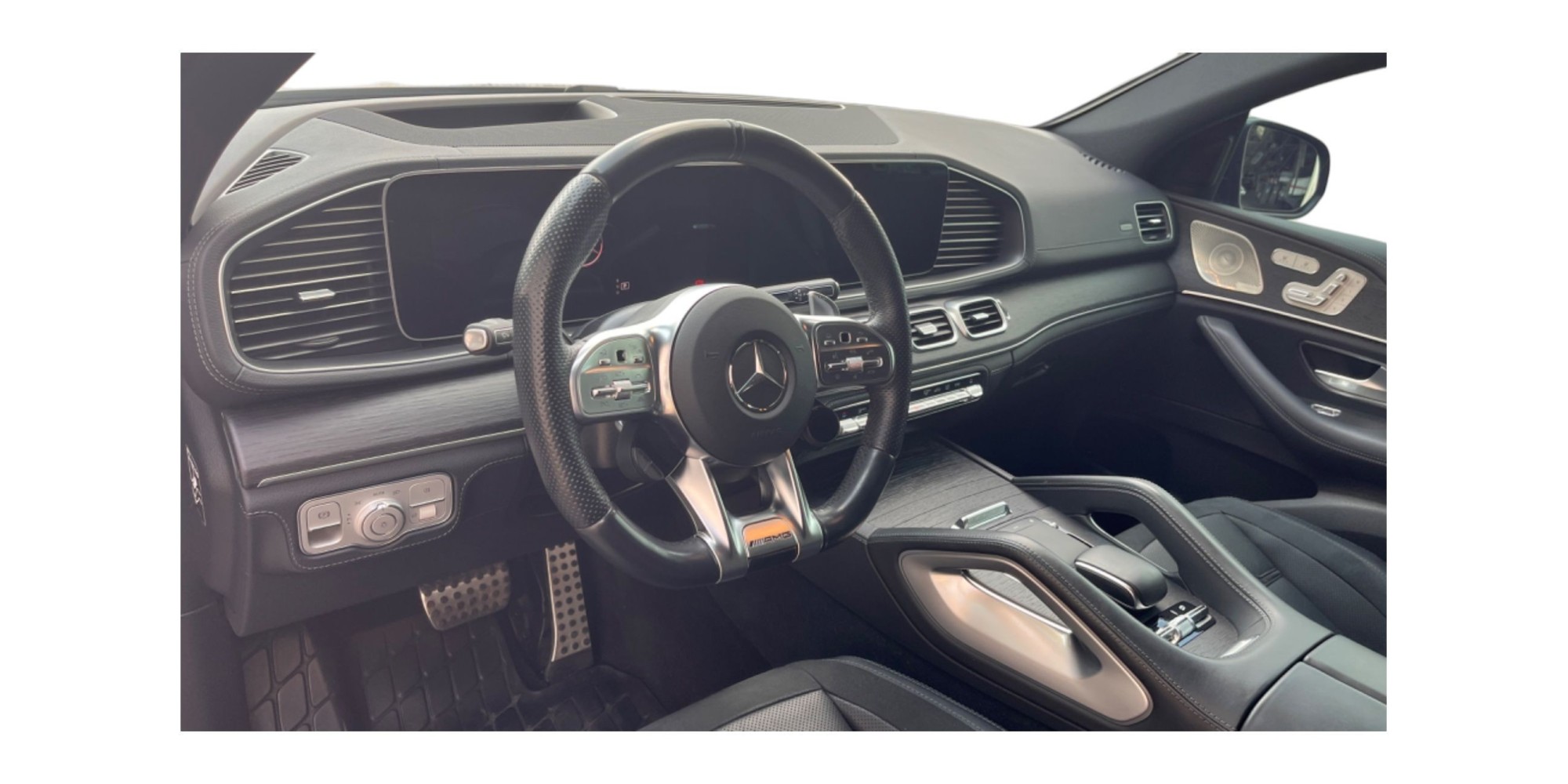 Mercedes-AMG GLE 53 | Sporty Luxury