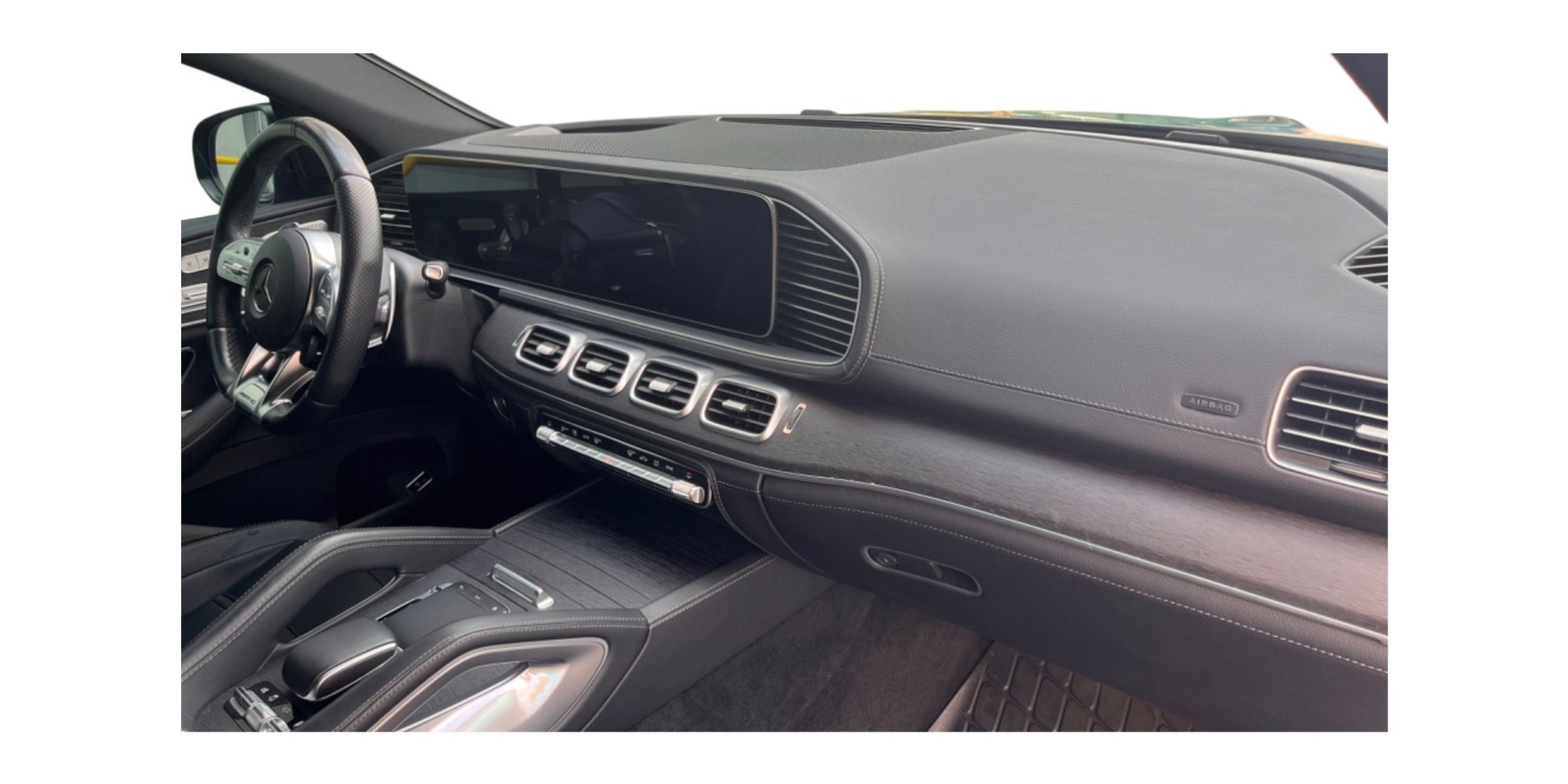 Mercedes-AMG GLE 53 | Sporty Luxury