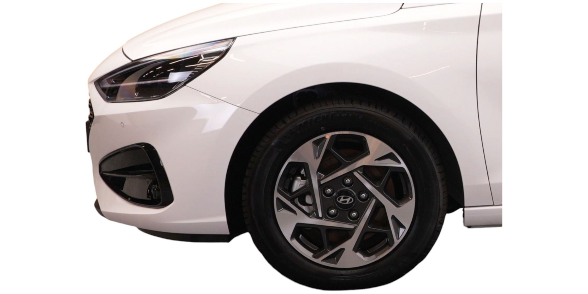 Hyundai i30 Fastback | Efficient Compact Car