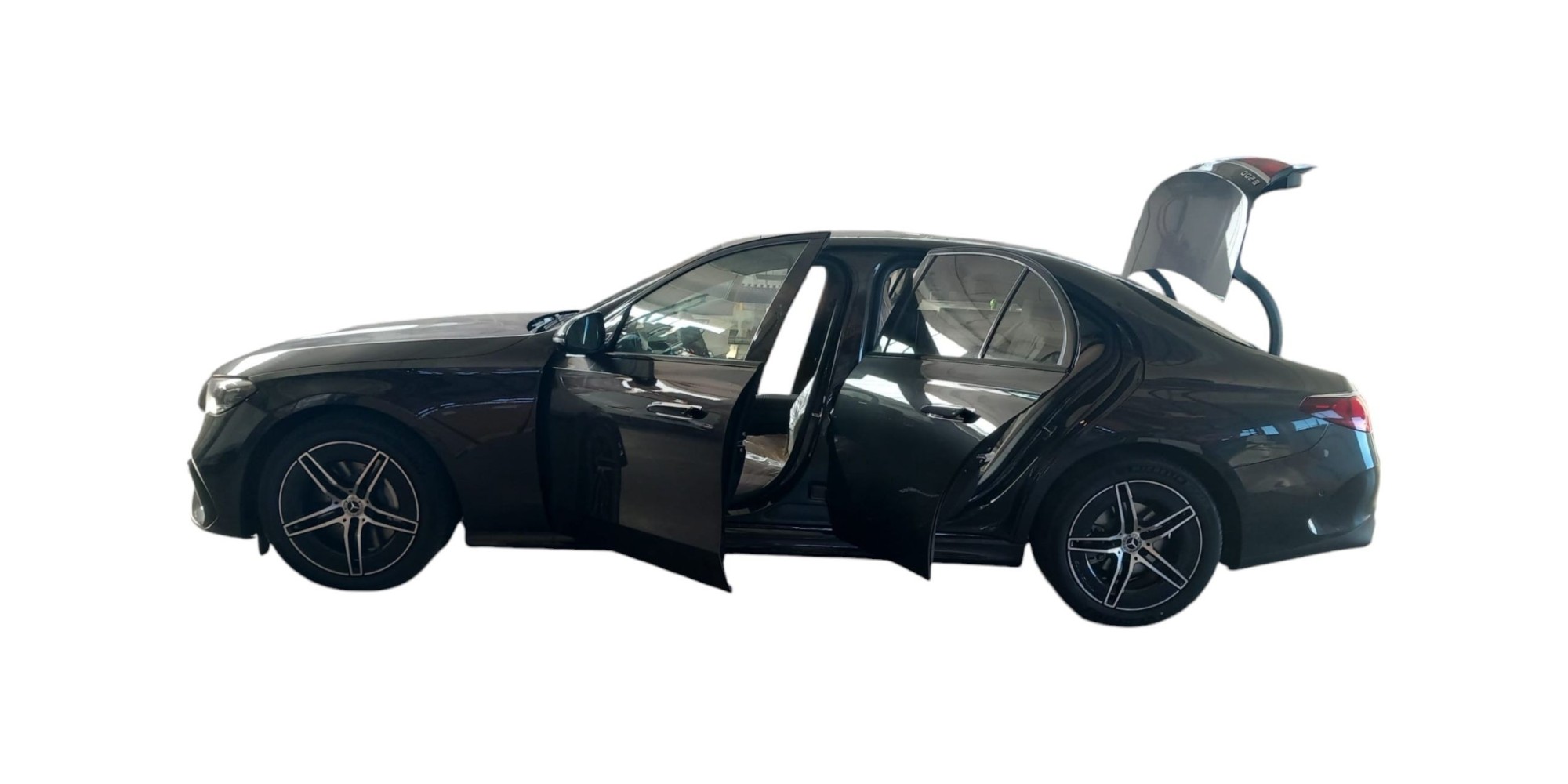 Mercedes E-Class Sedan - Save 13% Now! | Modena Motors GMBH