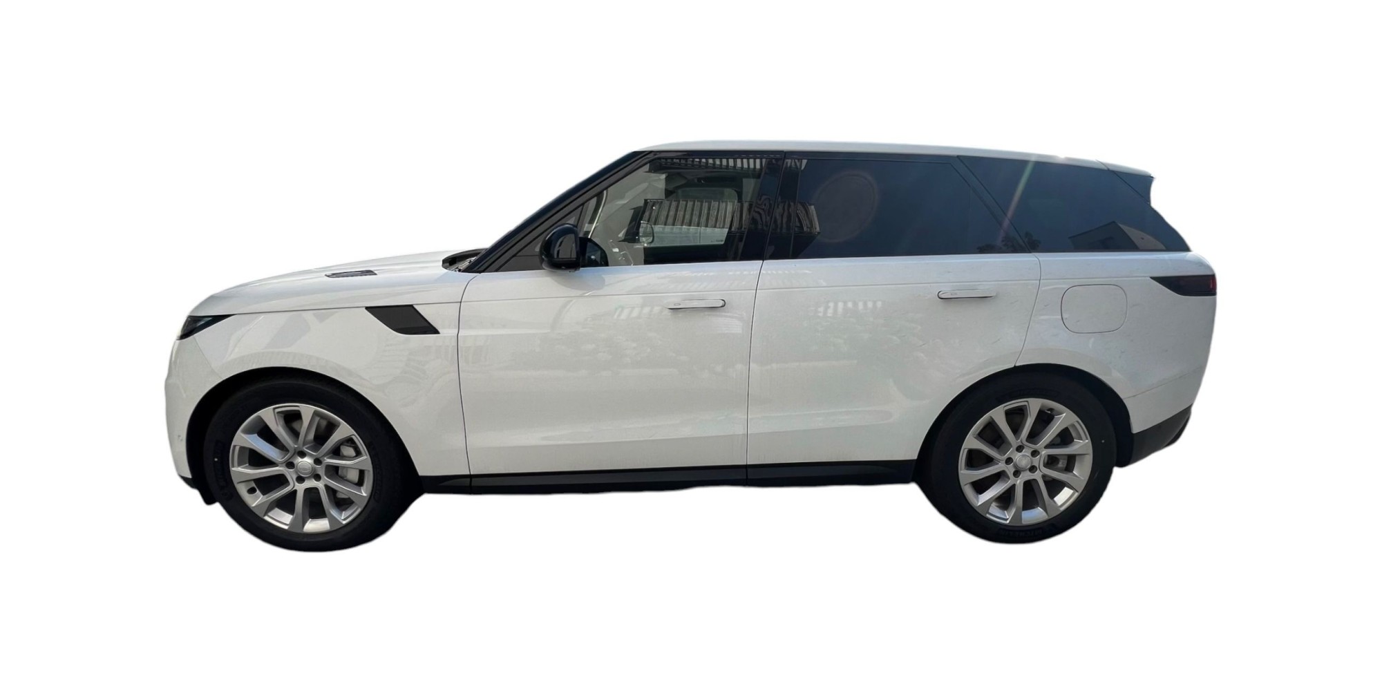 Range Rover Sport | Luxury SUV with Dynamic Drive