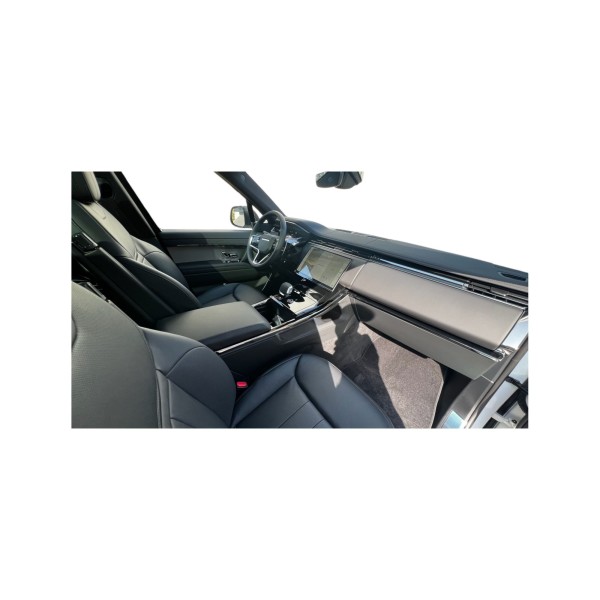 Range Rover Sport | Luxury SUV with Dynamic Drive