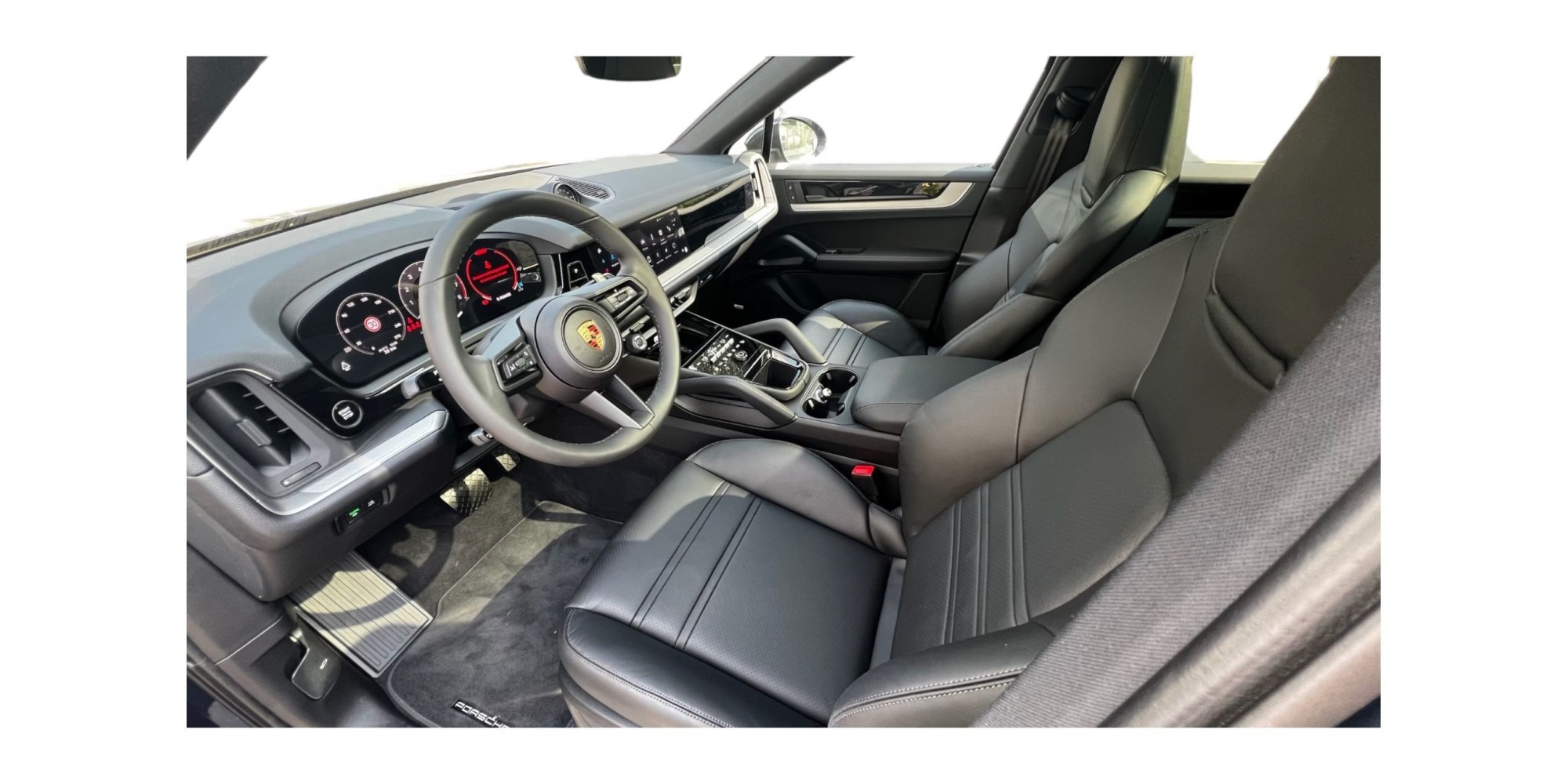 Porsche Cayenne | Luxury and Versatility in an SUV