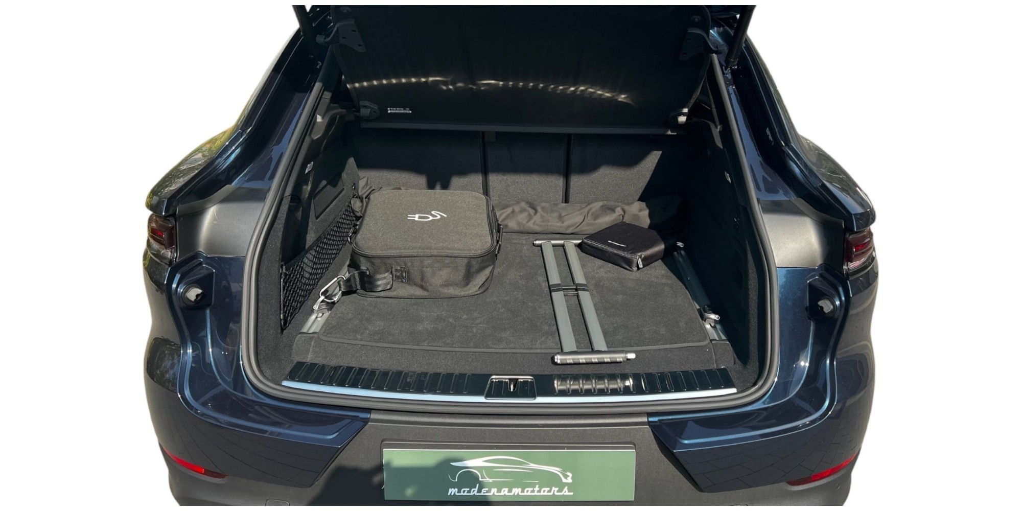 Porsche Cayenne | Luxury and Versatility in an SUV