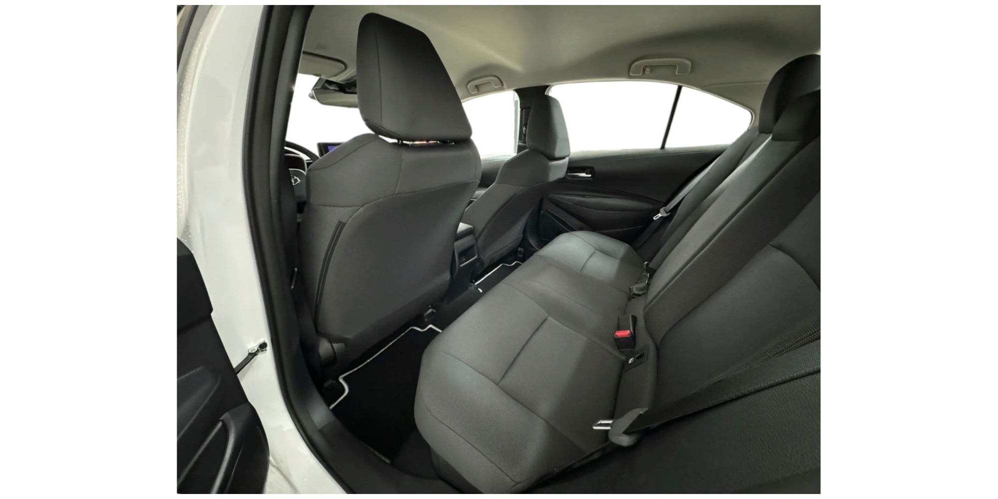 Toyota Corolla Hybrid | Efficient Eco Sedan