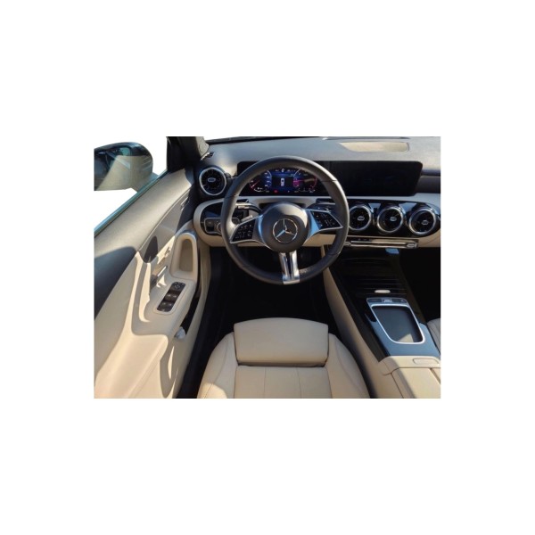 Mercedes-Benz A 180d | Compact Diesel Hatchback