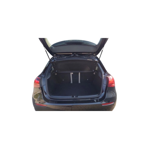 Mercedes-Benz A 180d | Compact Diesel Hatchback