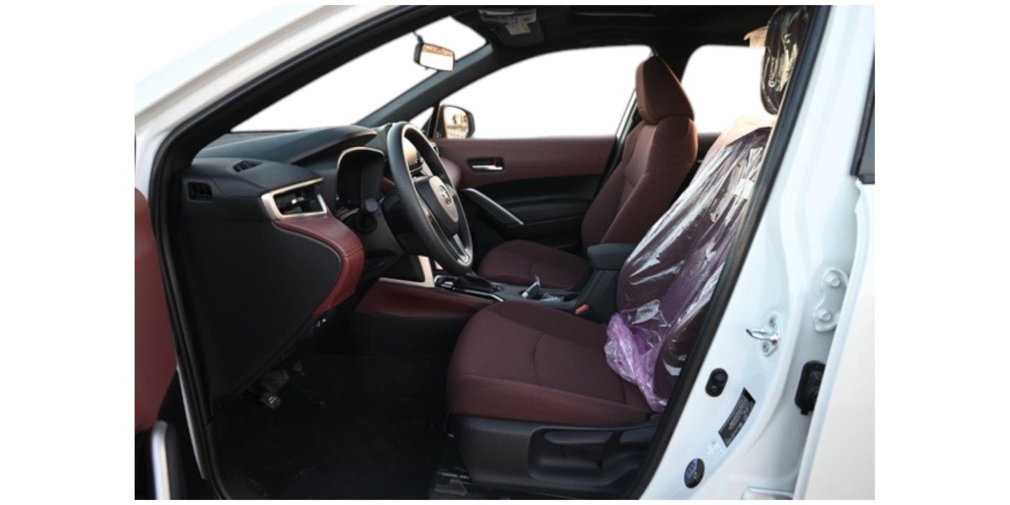 Toyota Corolla Cross Hybrid | Premium SUV