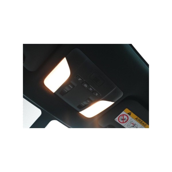 Toyota Corolla Cross Hybrid | Premium SUV