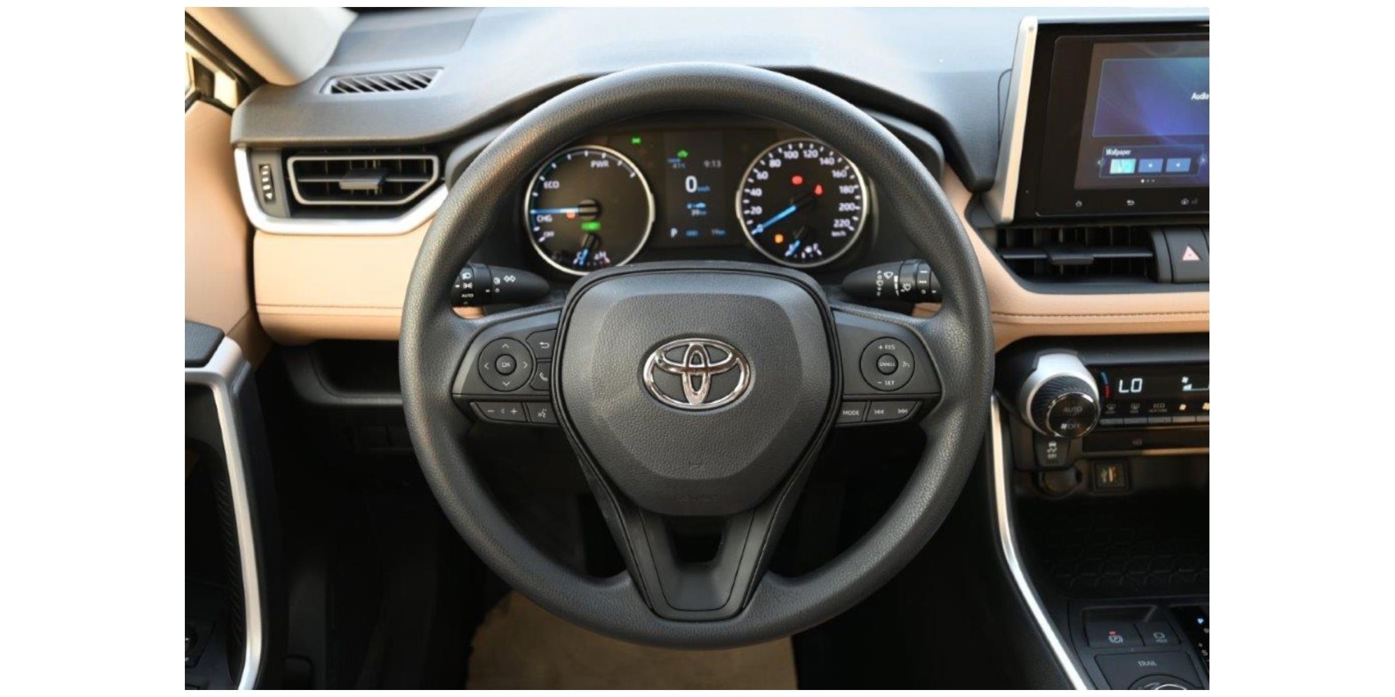 Toyota RAV4 LE Hybrid | Eco-Friendly AWD SUV