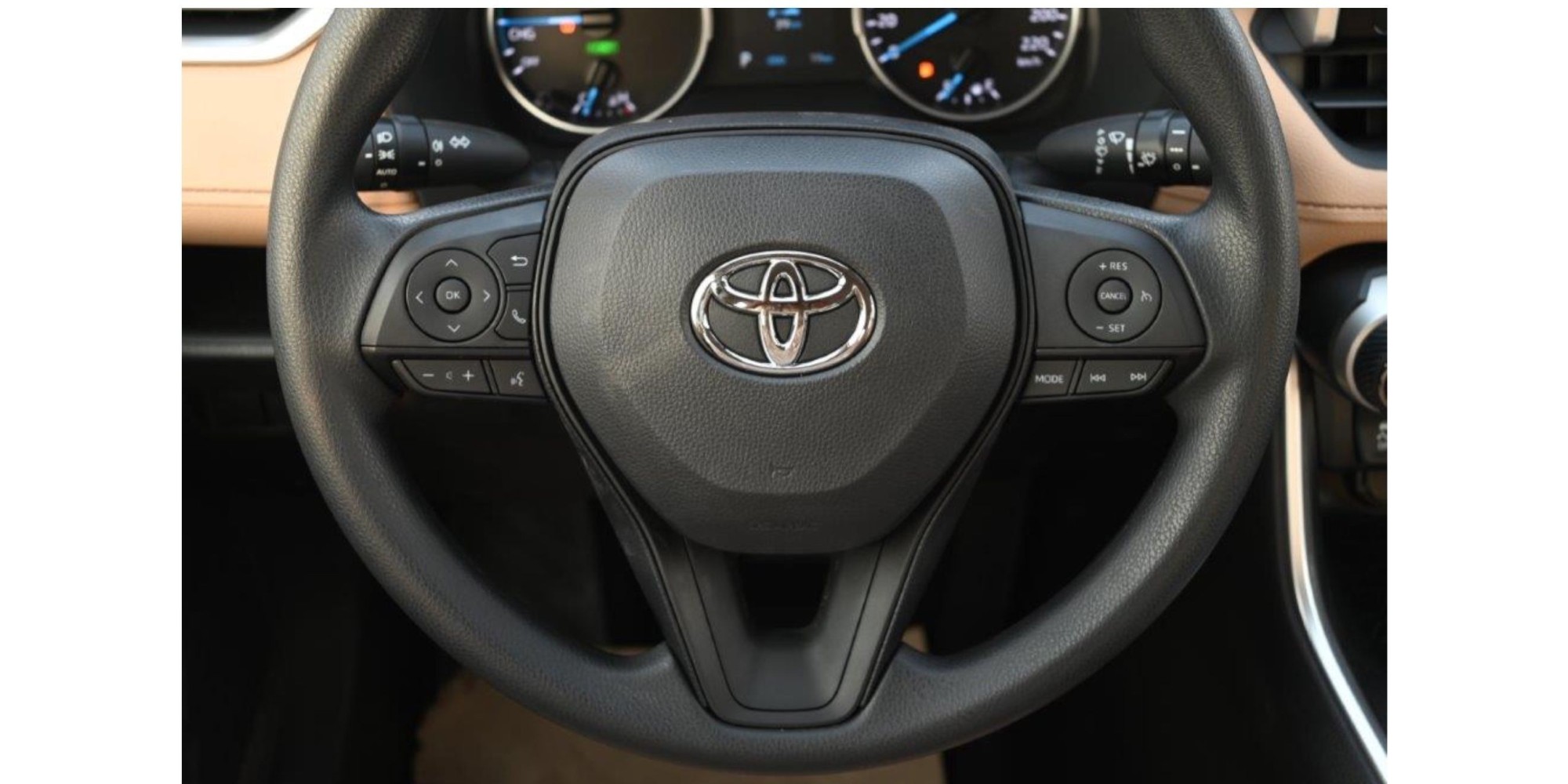 Toyota RAV4 LE Hybrid | Eco-Friendly AWD SUV