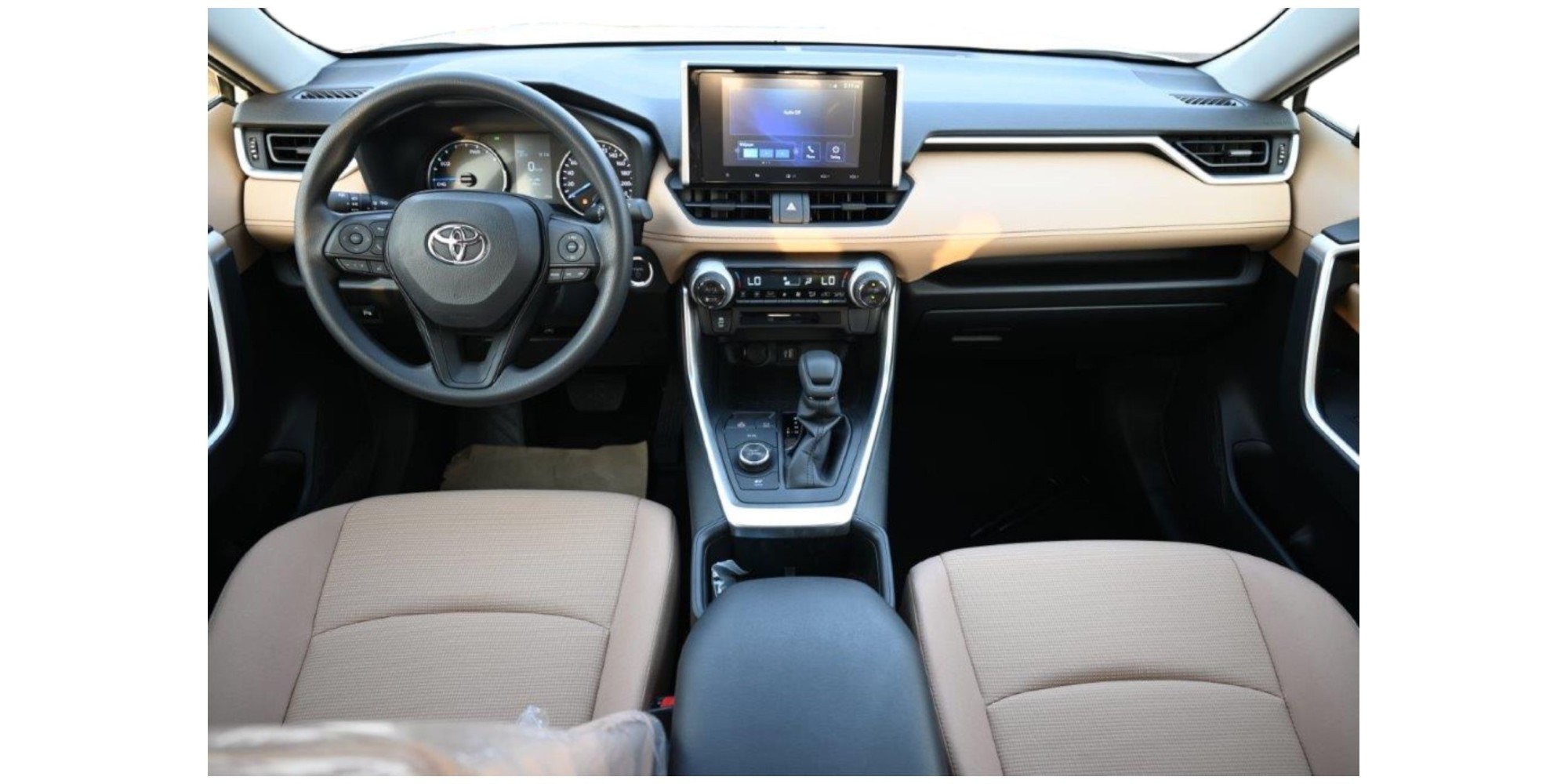 Toyota RAV4 LE Hybrid | Eco-Friendly AWD SUV