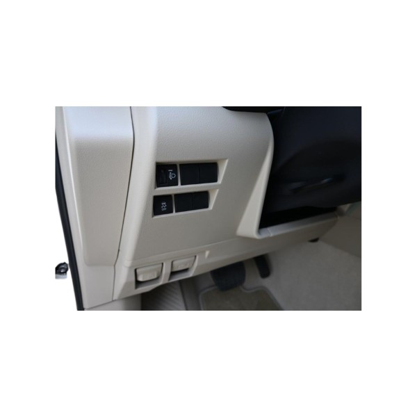 Toyota Land Cruiser GXR | 7-Seater Off-Road SUV