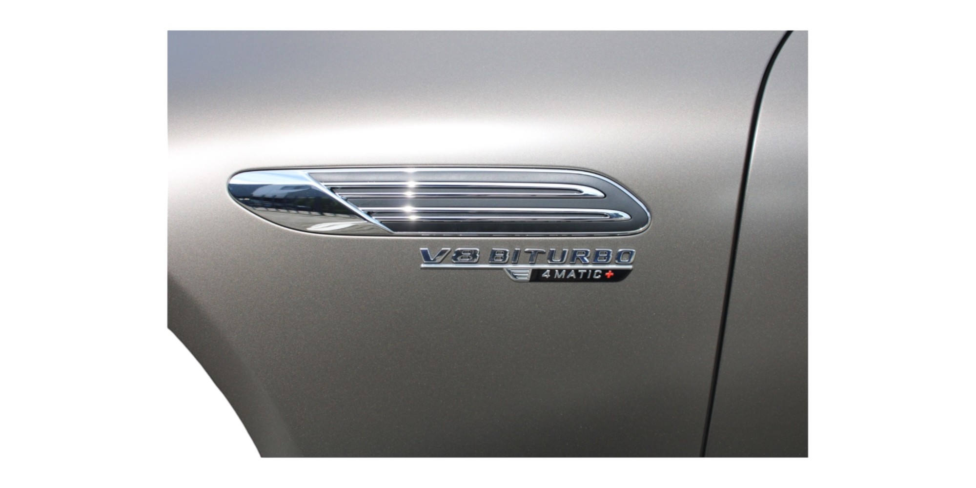 Mercedes-AMG SL 63 | Luxury Performance Roadster