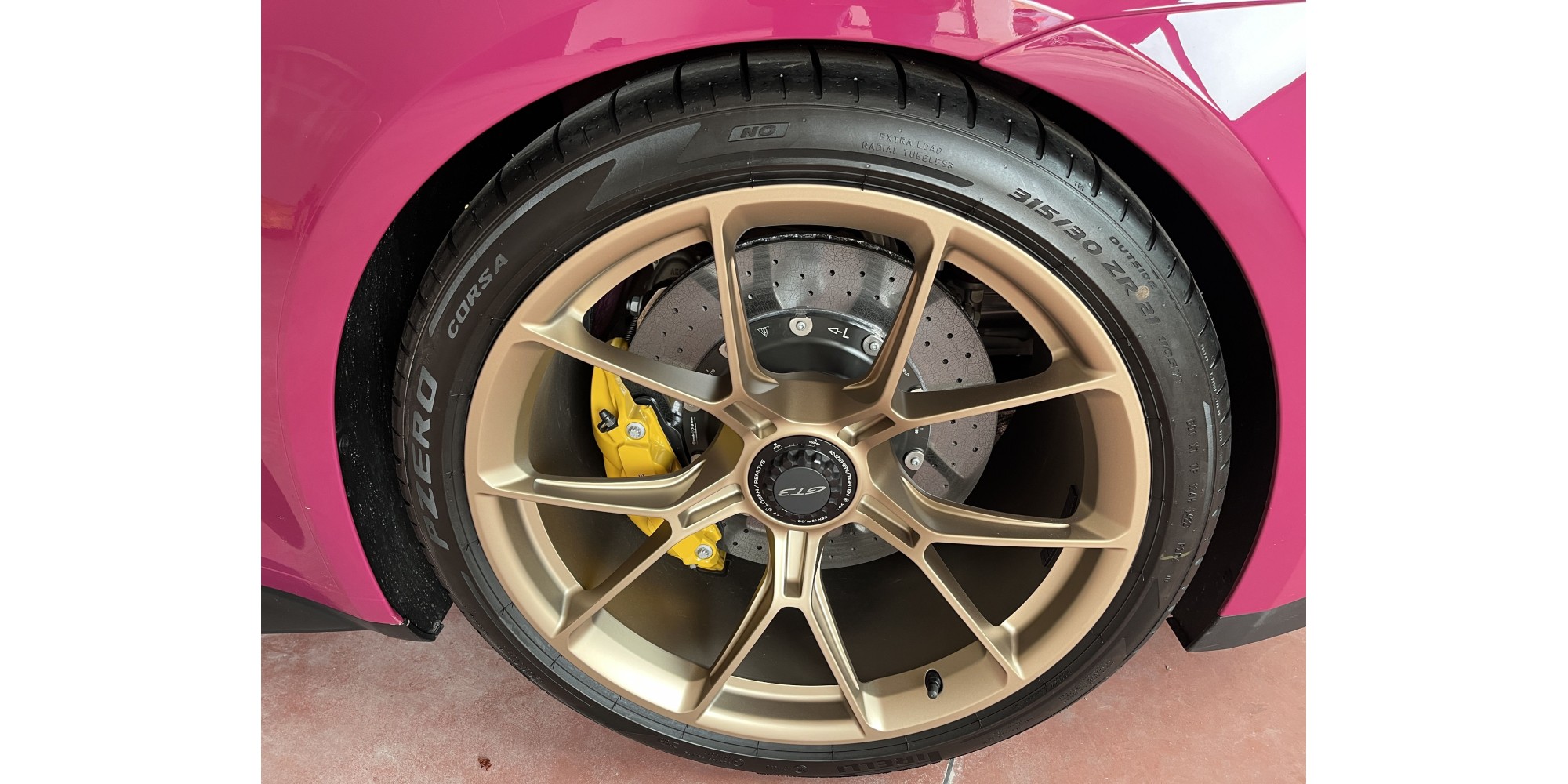 Porsche 911 992 GT3 | Exclusive Manufaktur Edition