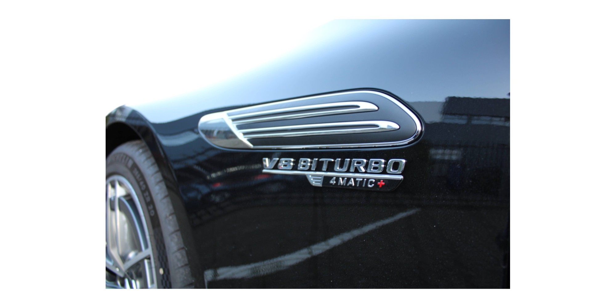 Mercedes-AMG SL 63 | Iconic Open-Top Performance