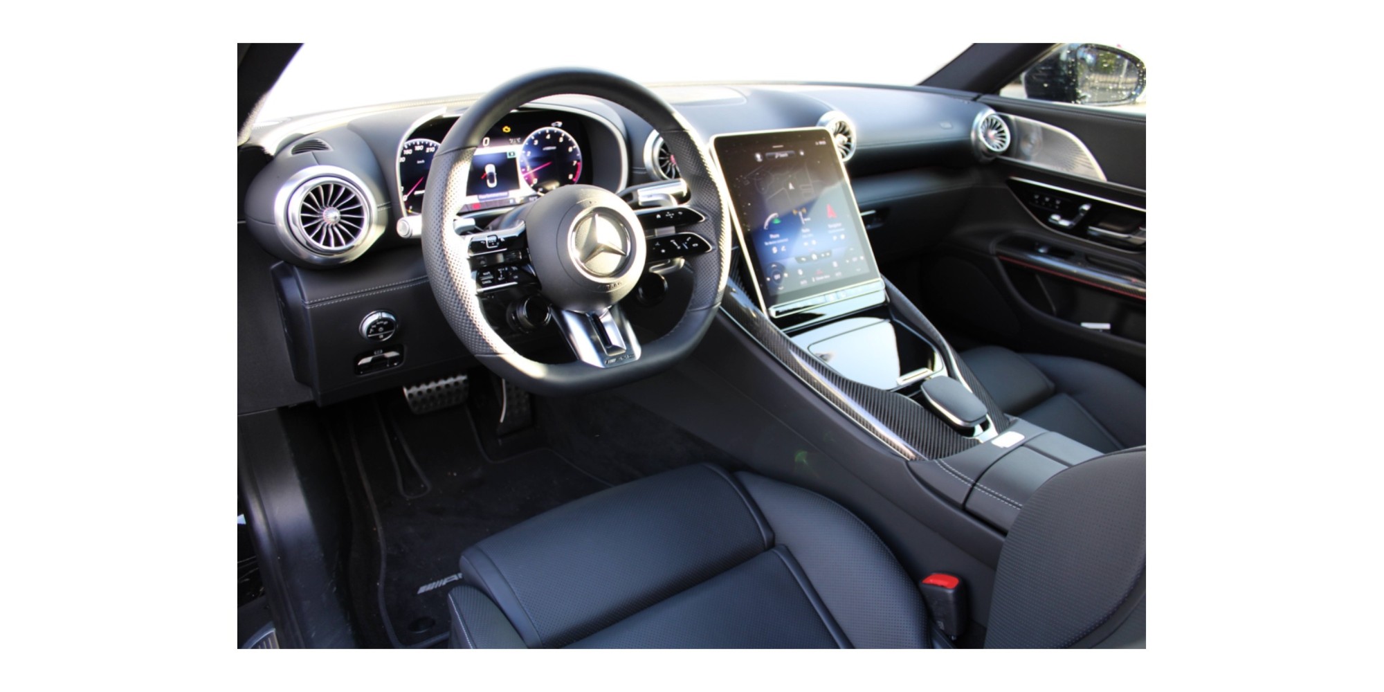 Mercedes-AMG SL 63 | Iconic Open-Top Performance