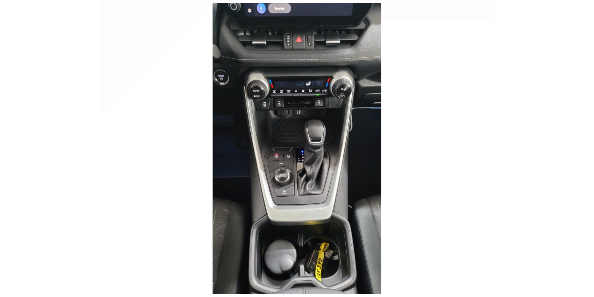 Toyota RAV4 Dynamic AWD | Eco-Friendly Power SUV