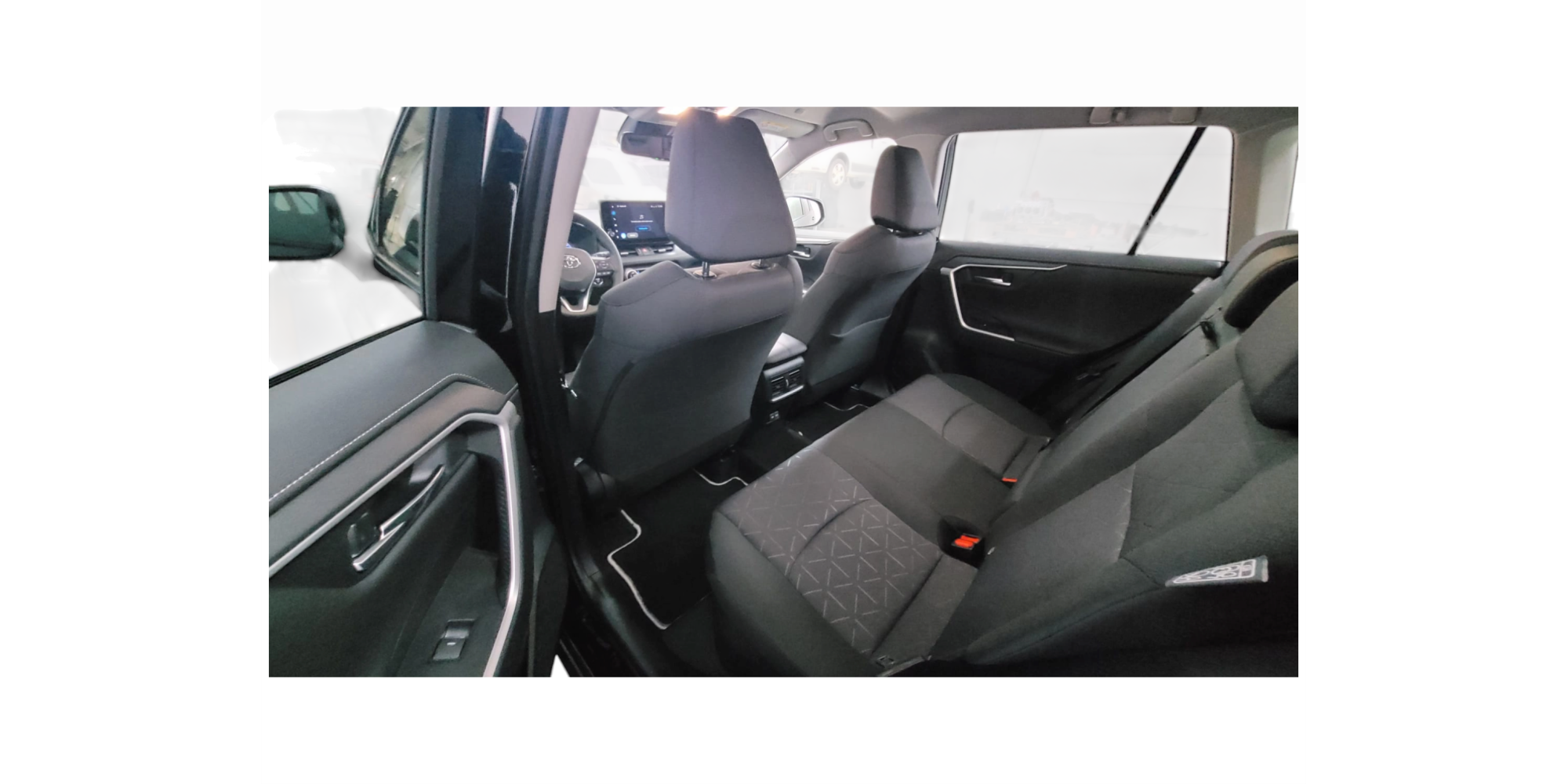 Toyota RAV4 Dynamic AWD | Eco-Friendly Power SUV