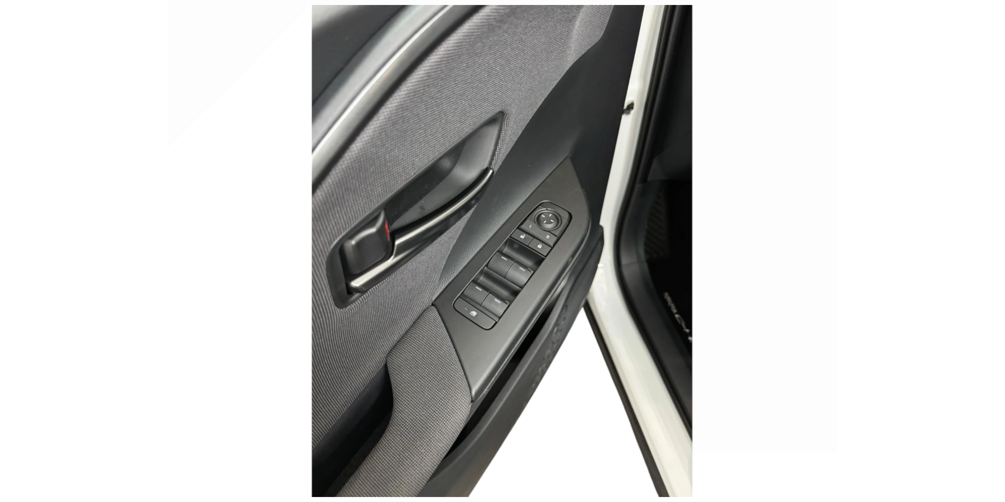 Toyota C-HR Active | Compact Hybrid SUV