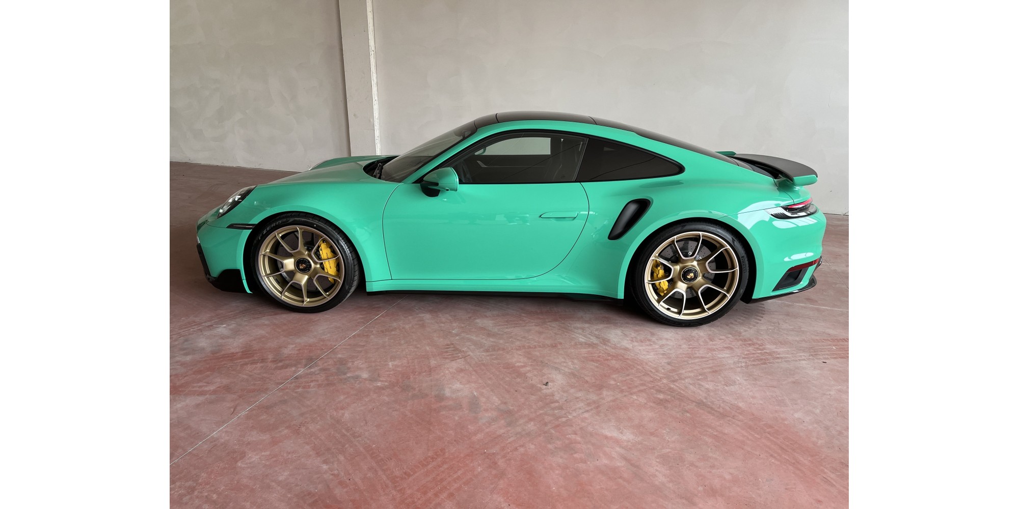Porsche 911 992 Turbo S | Exclusive Manufaktur Edition