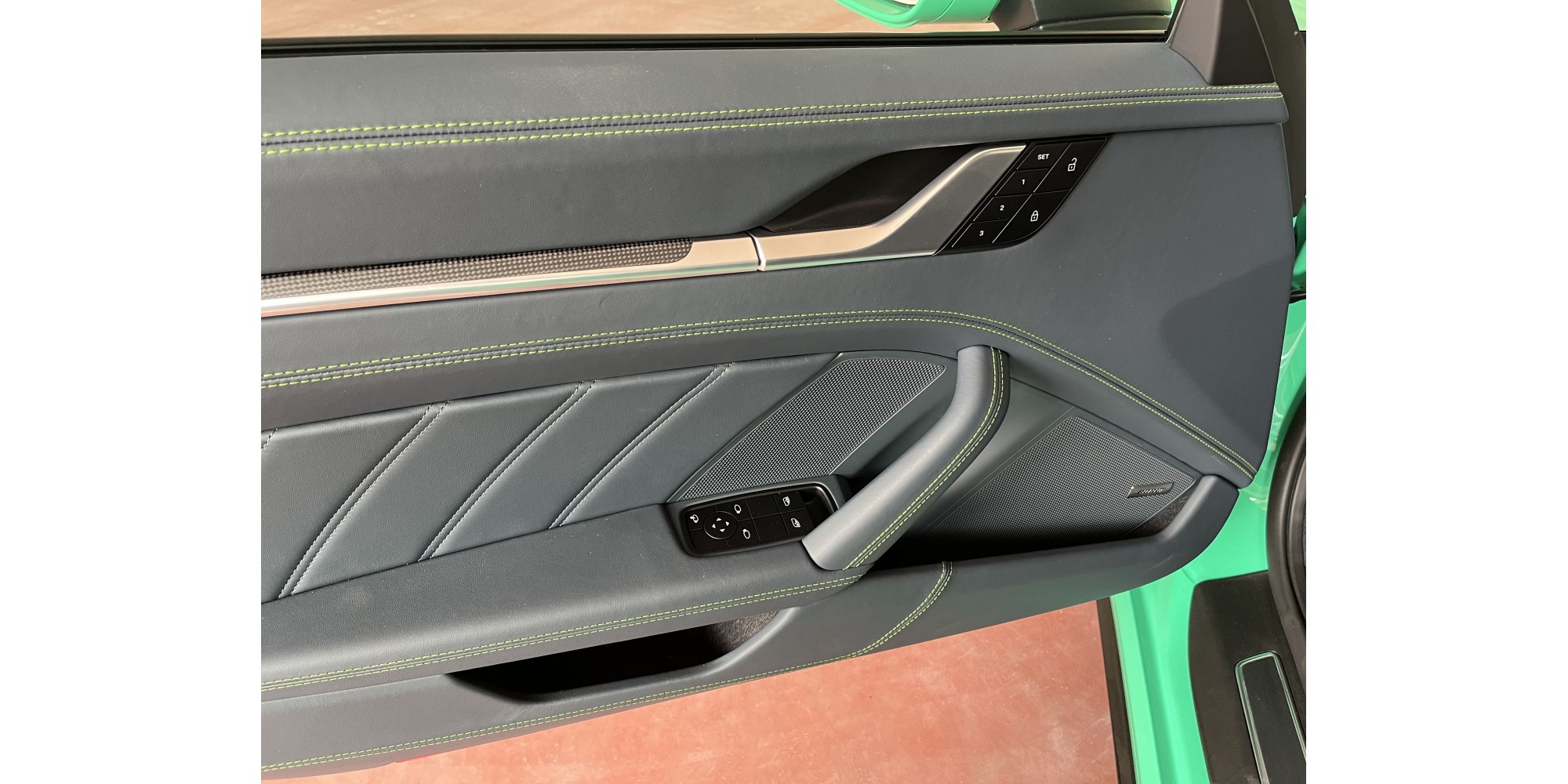 Porsche 911 992 Turbo S | Exclusive Manufaktur Edition