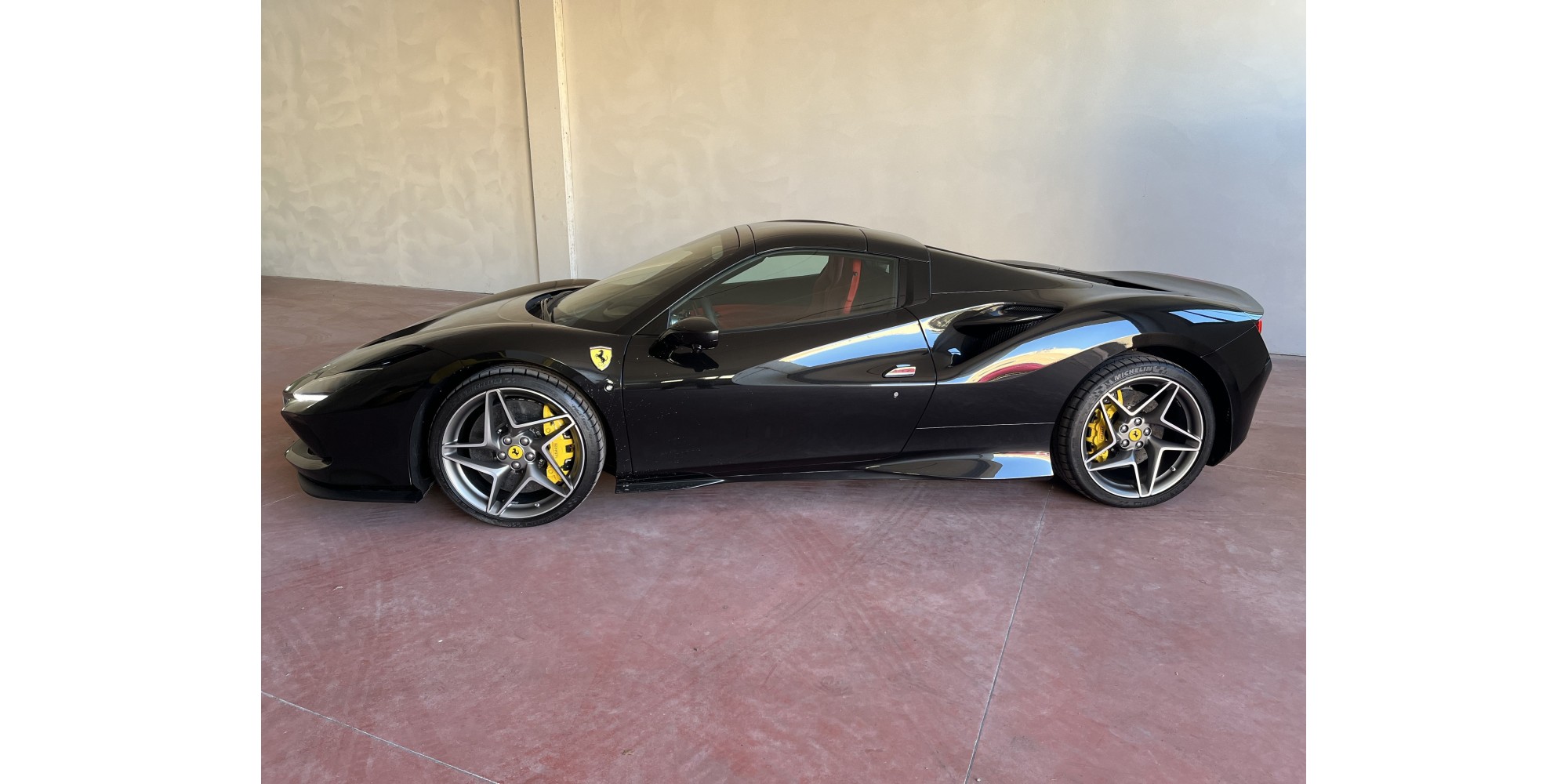 Ferrari F8 Spider | Open-Top Performance Icon