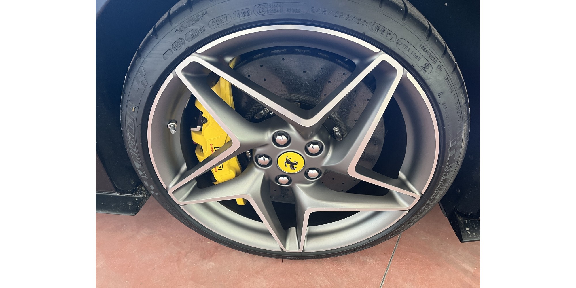 Ferrari F8 Spider | Open-Top Performance Icon