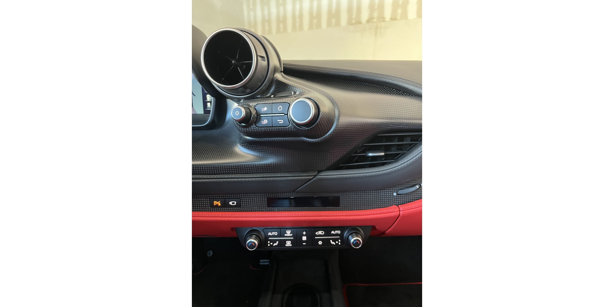 Ferrari F8 Spider | Open-Top Performance Icon